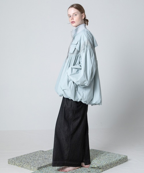 AULA AILA（アウラアイラ）の「ナイロンバルーンブルゾン（ブルゾン・レディース・ライトブルー/ブラック/アイボリー・0）」の7枚目の写真