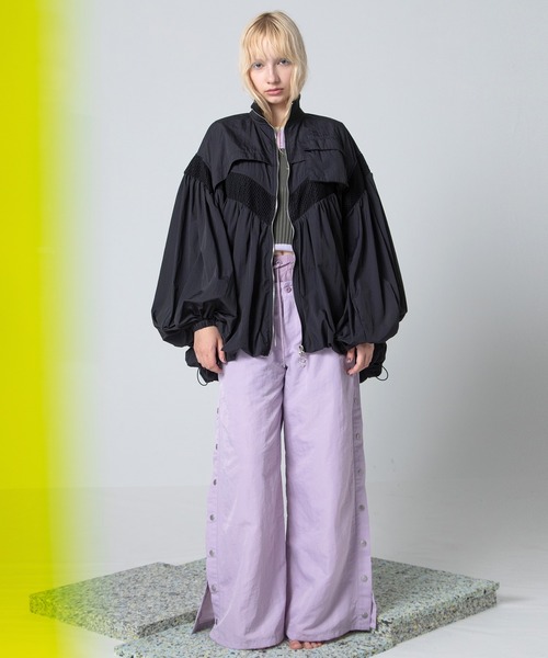 AULA AILA（アウラアイラ）の「ナイロンバルーンブルゾン（ブルゾン・レディース・ライトブルー/ブラック/アイボリー・0）」の19枚目の写真