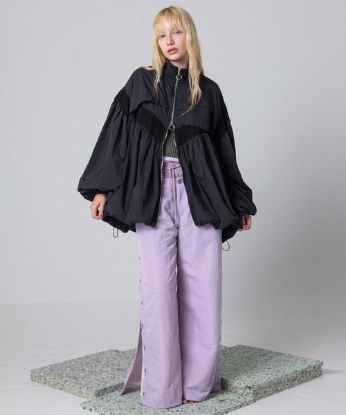 AULA AILA（アウラアイラ）の「ナイロンバルーンブルゾン（ブルゾン・レディース・ライトブルー/ブラック/アイボリー・0）」の20枚目の写真