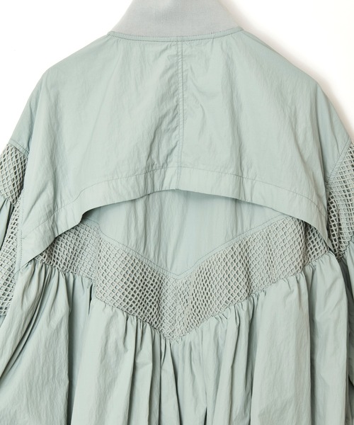 AULA AILA（アウラアイラ）の「ナイロンバルーンブルゾン（ブルゾン・レディース・ライトブルー/ブラック/アイボリー・0）」の22枚目の写真