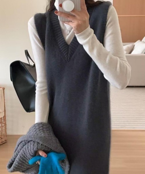 cammie（キャミー）の「Ｖネックノースリーブワンピース（ワンピース・レディース・ダークグレー/ベージュ/ブラック・FREE）」の5枚目の写真