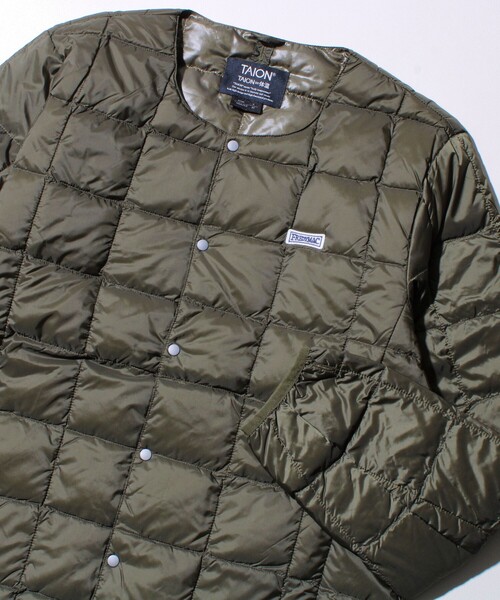 TAION(タイオン)の「【UNISEX/4サイズ/6色展開】FREDYMAC別注 TAION インナーダウンジャケット(ダウンジャケット/コート・メンズ・ネイビー/ベージュ/ライトグレー/ダークオリーブ/ブラック/チャコールグレー・M/L/XL/XXL)」の5枚目の写真