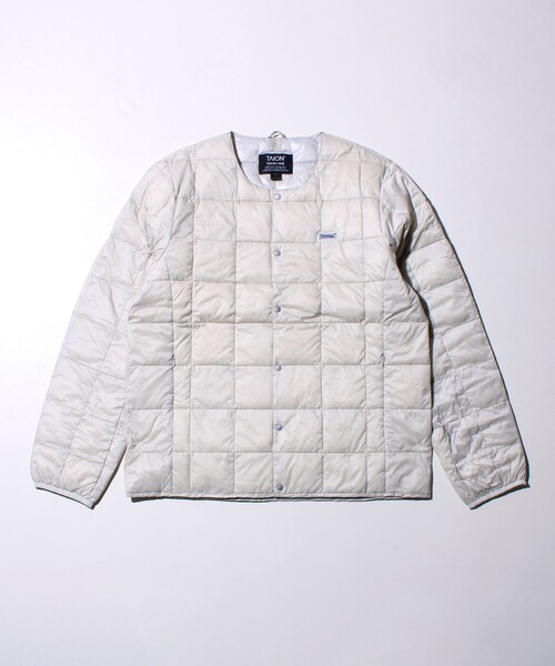 TAION(タイオン)の「【UNISEX/4サイズ/6色展開】FREDYMAC別注 TAION インナーダウンジャケット(ダウンジャケット/コート・メンズ・ネイビー/ベージュ/ライトグレー/ダークオリーブ/ブラック/チャコールグレー・M/L/XL/XXL)」の10枚目の写真