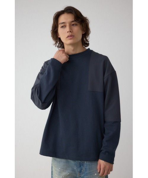 AZUL by moussy(アズールバイマウジー)の「クロスパネルスウェット(スウェット・メンズ・カーキ/ブラック/ライトグレー/ダークネイビー・SMALL/LARGE/MEDIUM)」の4枚目の写真