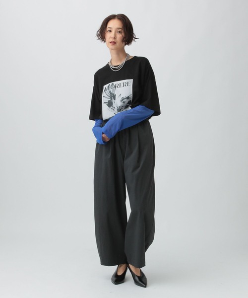 LEPSIM（レプシィム）の「フォトプリント袖レイヤーT　591435（Tシャツ/カットソー・レディース・オフホワイト/ブラック/チャコールグレー・FREE）」の13枚目の写真