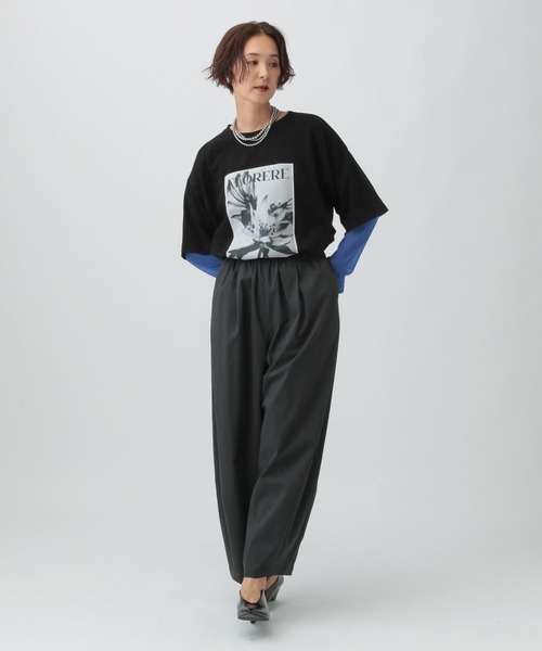 LEPSIM（レプシィム）の「フォトプリント袖レイヤーT　591435（Tシャツ/カットソー・レディース・オフホワイト/ブラック/チャコールグレー・FREE）」の15枚目の写真