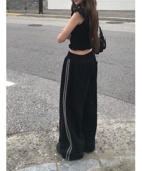 anyonemore（エニワンモア）の「サイドライン配色トラックトレーニングパンツ（その他パンツ・レディース・ブラウン/ブラック・FREE）」の13枚目の写真