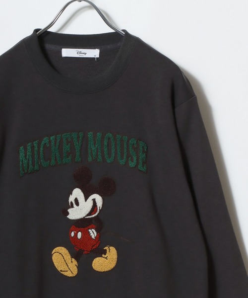 Disney(ディズニー)の「Disney/ディズニー ミッキー/ミニー/ベイマックス 裏毛 サガラ刺繍 クルーネックスウェットトレーナー(スウェット・レディース・ベージュ系その他/マスタード/チャコール/グリーン系その他/ワイン/グレー系その他/クリーム/オレンジ系その他・M/L)」の2枚目の写真