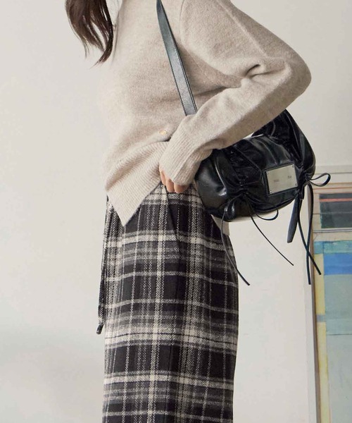 CHAN ME(チャンミ)の「チェックイージーワイドパンツ(その他パンツ・レディース・ネイビー/ブラウン/ブラック・MEDIUM/LARGE/X-LARGE)」の15枚目の写真