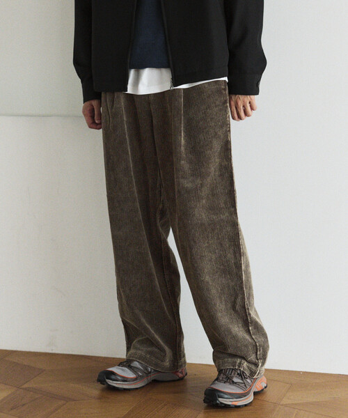 Firsthand（ファーストハンド）の「Firsthand/ファーストハンド スピンドル コーデュロイ タック ワイドパンツ（その他パンツ・メンズ・ネイビー/ブラウン/チャコールグレー・L/M）」の7枚目の写真