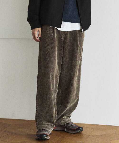 Firsthand（ファーストハンド）の「Firsthand/ファーストハンド スピンドル コーデュロイ タック ワイドパンツ（その他パンツ・メンズ・ネイビー/ブラウン/チャコールグレー・L/M）」の10枚目の写真