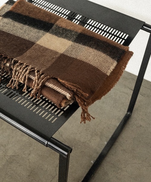 cii（シー）の「reversible check muffler / リバーシブルチェックマフラー（マフラー・メンズ・ブルー/ブラウン/ブラック・FREE）」の9枚目の写真