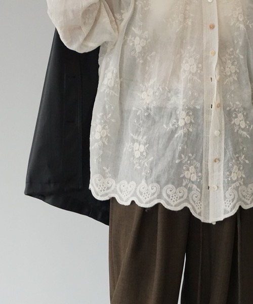 chuclla(チュクラ)の「セミシアー フラワー刺繍シャツ chw25a077(シャツ/ブラウス・レディース・アイボリー・FREE)」の15枚目の写真