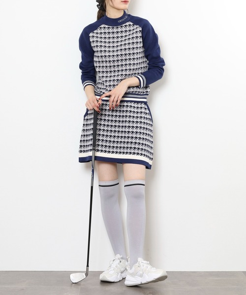 CECIL McBEE（セシルマクビー）の「HOUND TOOTH　KNIT（ニット/セーター・レディース・バーガンディー/ネイビー・1(S)/2(M)）」の7枚目の写真