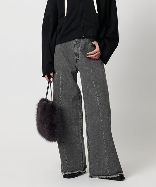 FILL THE BILL(フィルザビル)の「<FILL THE BILL>ライン クラッシュ デニム パンツ(デニムパンツ・レディース・ライトブルー/ブラック・26/27/28)」の1枚目の写真