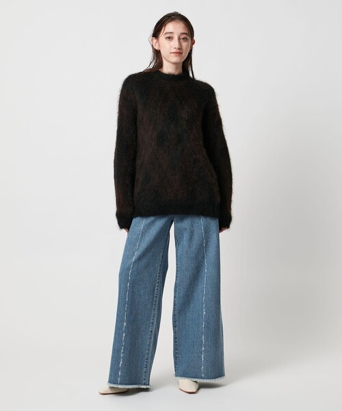 FILL THE BILL(フィルザビル)の「<FILL THE BILL>ライン クラッシュ デニム パンツ(デニムパンツ・レディース・ライトブルー/ブラック・26/27/28)」の15枚目の写真