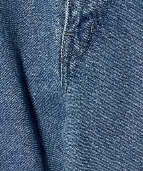 FILL THE BILL(フィルザビル)の「<FILL THE BILL>ライン クラッシュ デニム パンツ(デニムパンツ・レディース・ライトブルー/ブラック・26/27/28)」の14枚目の写真