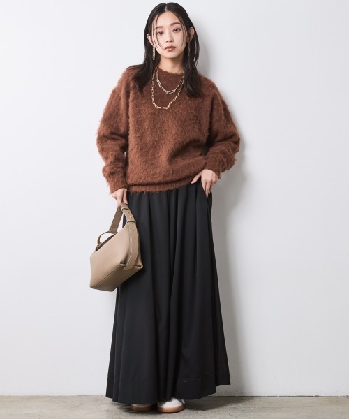 CHIC STYLE（シックスタイル）の「ヘアリークルーネックニット＜大きいサイズ有＞シックスタイル（ニット/セーター・レディース・グレー/ブラック/ブラウン・5L/L/M/4L/3L/LL）」の6枚目の写真