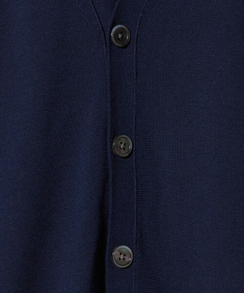 UNITED ARROWS（ユナイテッドアローズ）の「ウール ハイゲージ カーディガン（カーディガン/ボレロ・メンズ・ネイビー/ベージュ・M/L/S/XL）」の12枚目の写真
