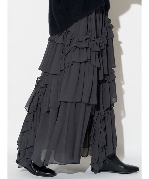 ELENDEEK（エレンディーク）の「シフォンティアードスカート（スカート・レディース・チャコールグレー/ボルドー・01/02）」の3枚目の写真