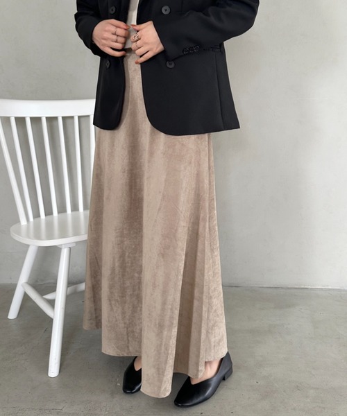 MYMOOD.（マイムード）の「ベロアロングスカート（スカート・レディース・ベージュ/ブラウン/ブラック・FREE）」の19枚目の写真