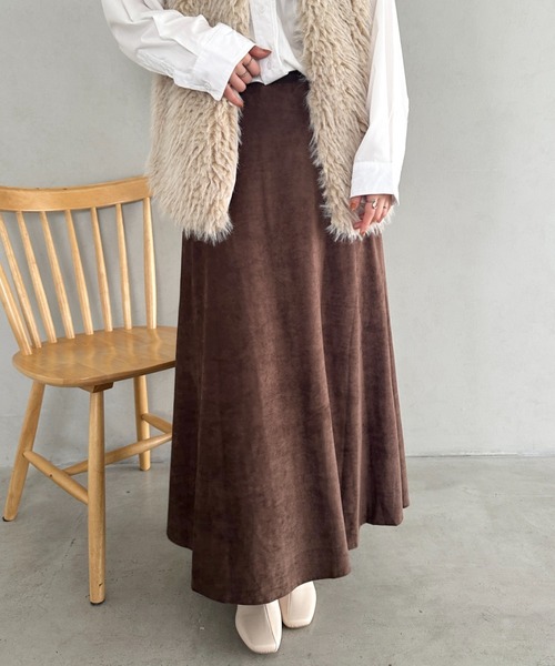 MYMOOD.（マイムード）の「ベロアロングスカート（スカート・レディース・ベージュ/ブラウン/ブラック・FREE）」の10枚目の写真