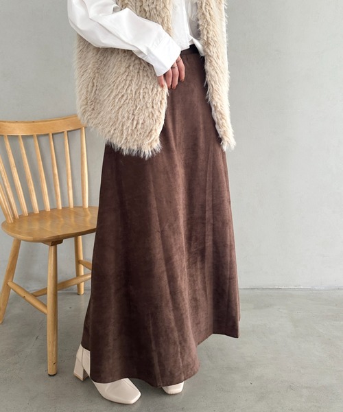MYMOOD.（マイムード）の「ベロアロングスカート（スカート・レディース・ベージュ/ブラウン/ブラック・FREE）」の16枚目の写真