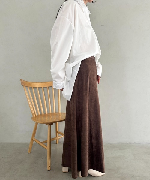 MYMOOD.（マイムード）の「ベロアロングスカート（スカート・レディース・ベージュ/ブラウン/ブラック・FREE）」の15枚目の写真