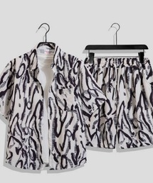 maison de LATIR(メゾンドラティール)の【セットアップ】カラフルな半袖シャツ&ショートパンツ(セットアップ)