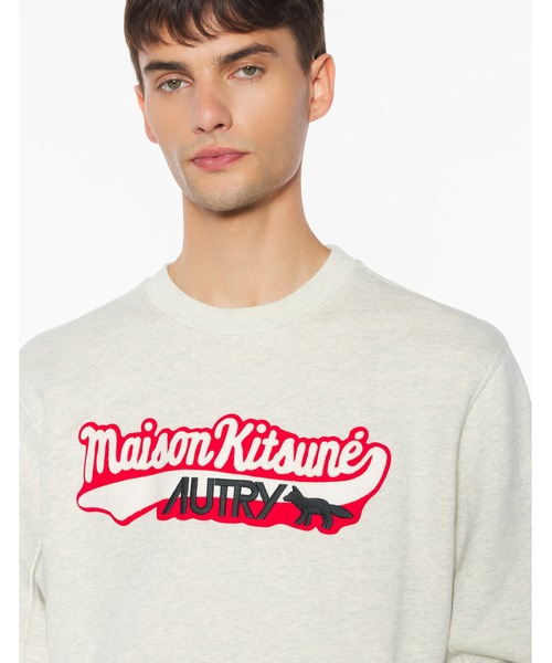 Maison Kitsune（メゾンキツネ）の「MAISON KITSUNE x AUTRY VARSITY SWEATSHIRT（スウェット・メンズ・ライトグレー・S/M/L/XL/XS）」の4枚目の写真