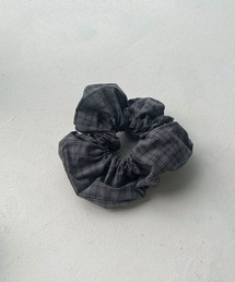 4INT.（フォイント）の「チェック スクランチ ヘアー シュシュ（シュシュ）」