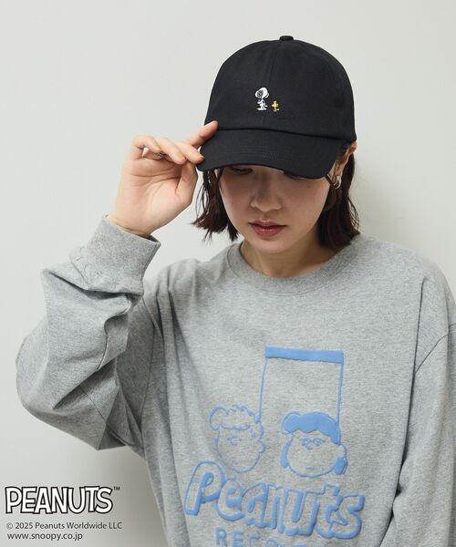 PEANUTS(ピーナッツ)の「■PEANUTS スヌーピーミニ刺繍キャップ(キャップ・レディース・ブラック/ボルドー・FREE)」の11枚目の写真