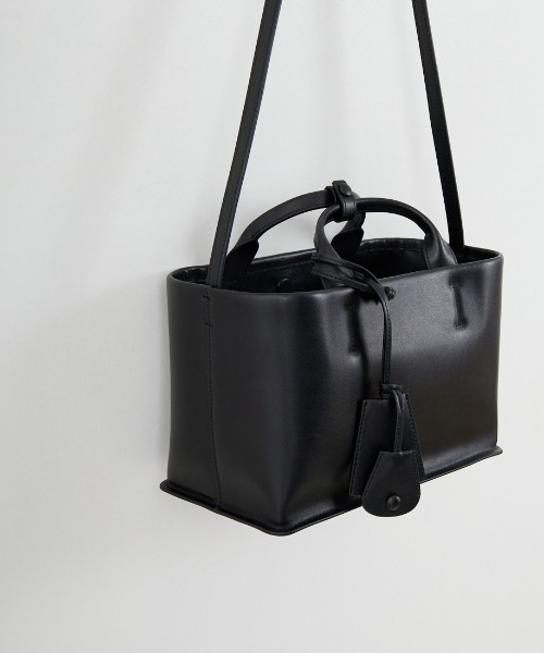 TODAYFUL（トゥデイフル）の「[TODAYFUL/トゥデイフル] USEFUL M 2WAY レザーバッグ（トートバッグ・レディース・ブラック・F）」の20枚目の写真