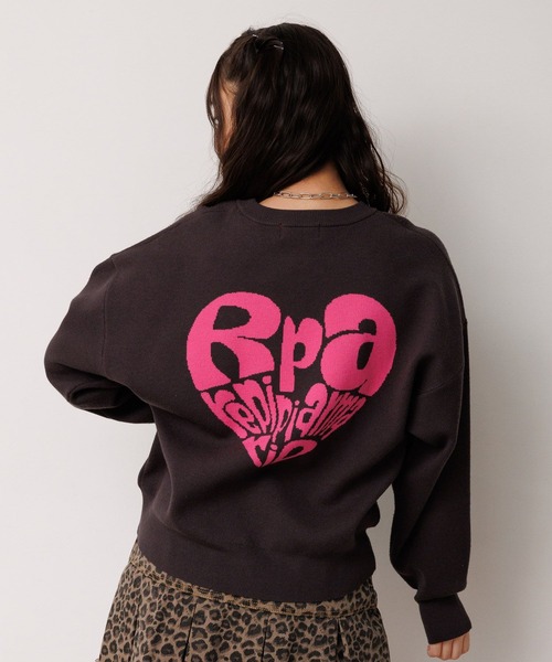 repipi armario（レピピ アルマリオ）の「【洗えるニット】メロキュンニット（ニット/セーター・キッズ・ホワイト系その他5/ブラック/グレー系その他/サックスブルー/ホワイト系その他2/ホワイト系その他4/ホワイト系その他/ホワイト系その他3/グレー系その他2/グレー系その他3/ミント/ネイビー/ブラック系その他/ネイビー系/サックスブルー系/ホワイト系その他6・SMALL/MEDIUM/LARGE）」の11枚目の写真