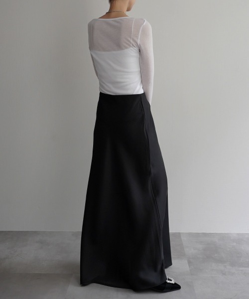 Rashik（ラシク）の「リブシアークルーネックトップス（Tシャツ/カットソー・レディース・レッド/ホワイト/ピンク/ブラック/グレー・FREE）」の8枚目の写真