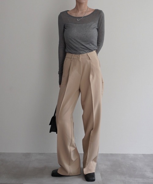 Rashik（ラシク）の「リブシアークルーネックトップス（Tシャツ/カットソー・レディース・レッド/ホワイト/ピンク/ブラック/グレー・FREE）」の19枚目の写真