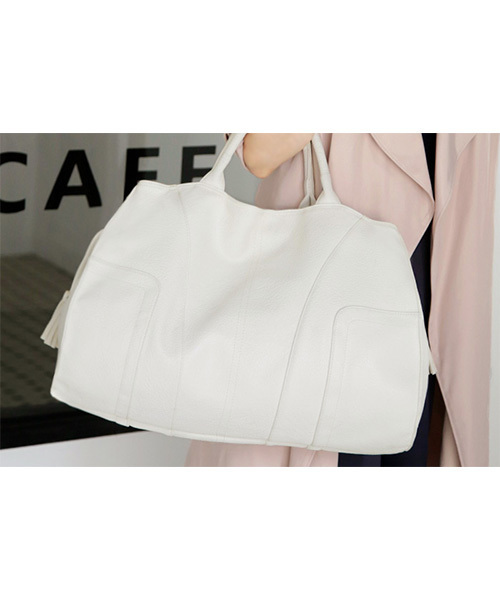 STYLE DELI（スタイルデリ）の「トラベラーズバッグ（ボストンバッグ・レディース・ブラック/アイボリー/グレー・FREE）」の22枚目の写真