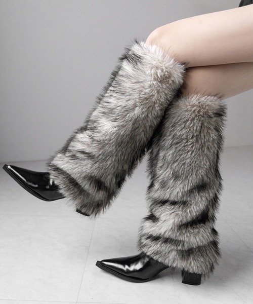 me+em select(ミームセレクト)の「【 2color 】ミックスフェイクファーロングカバーブーツ / mix fake fur long cover boots(ブーツ・レディース・ブラック/ベージュ・37/38/39/40)」の11枚目の写真