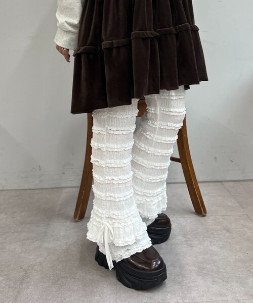 w closet(ダブルクローゼット)の「フリルリボンロングパンツ(その他パンツ・レディース・ブラック/オフホワイト/グリーン・SMALL/MEDIUM)」の7枚目の写真