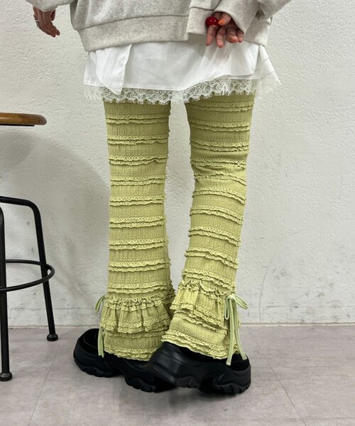 w closet(ダブルクローゼット)の「フリルリボンロングパンツ(その他パンツ・レディース・ブラック/オフホワイト/グリーン・SMALL/MEDIUM)」の21枚目の写真