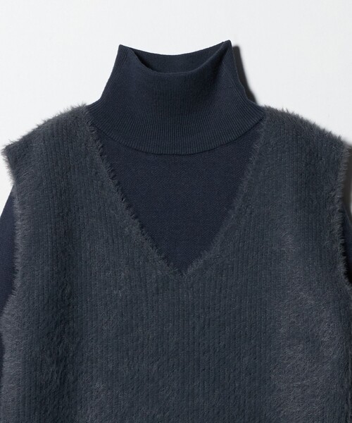 A DAY IN THE LIFE UNITED ARROWS(アデイインザライフユナイテッドアローズ)の「フェザーベスト+ハイネックワンピース <A DAY IN THE LIFE>(ワンピース・レディース・ライトグレー/ダークグレー/ネイビー・FREE)」の13枚目の写真