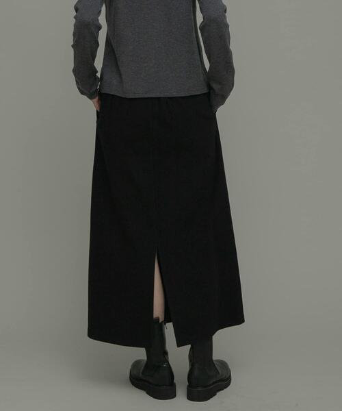 URBAN RESEARCH Sonny Label(アーバンリサーチサニーレーベル)の「『UR TECH』蓄熱ジャージーIラインスカート(スカート・レディース・ブラック/アイボリー/グレー・FREE)」の6枚目の写真