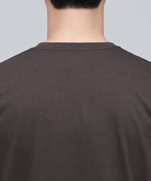 MUSINSA STANDARD（ムシンサスタンダード）の「ベーシッククルーネックTシャツ[ダークブラウン]（Tシャツ/カットソー・メンズ・その他・X-LARGE/XX-LARGE/XXX-LARGE/LARGE/MEDIUM/SMALL）」の5枚目の写真