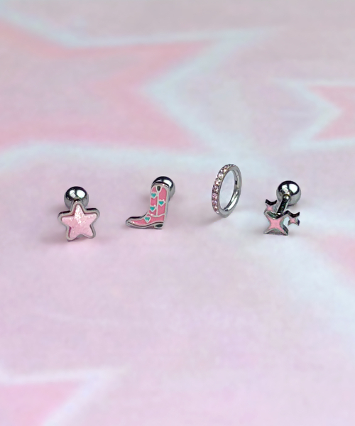 VVV（ブイブイブイ）の「[SET]ファンキーブーツスターピアス（ピアス（両耳用）・レディース・ブラック/ピンク/ホワイト・FREE）」の6枚目の写真