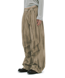 DEFGARMENTS（デフグラメンツ）の「BLUSHED PARACHUTE PANTS [BROWN]（スウェットパンツ）」