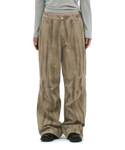 DEFGARMENTS（デフグラメンツ）の「BLUSHED PARACHUTE PANTS [BROWN]（スウェットパンツ・レディース・その他・X-SMALL/SMALL/MEDIUM/LARGE）」の2枚目の写真