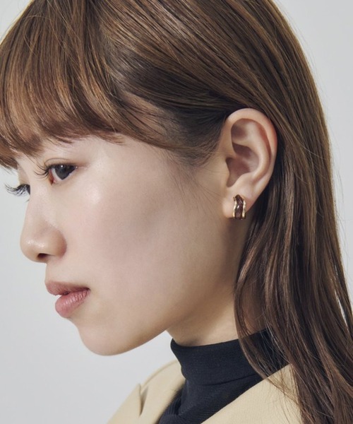 GOLDY(ゴールディ)の「【GOLDY】ウェービー カラー × メタル ピアス 1251114(ピアス(両耳用)・レディース・その他3/その他2/その他4/マルチ・FREE)」の7枚目の写真