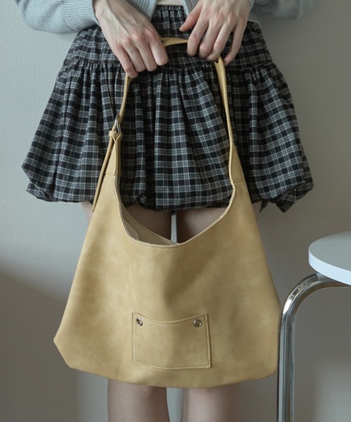 Birthday room(バースデイルーム)の「フェイクレザーベルトバッグ/Faux leather belt bag(ショルダーバッグ・レディース・イエロー/ブラウン/ブラック・FREE)」の13枚目の写真