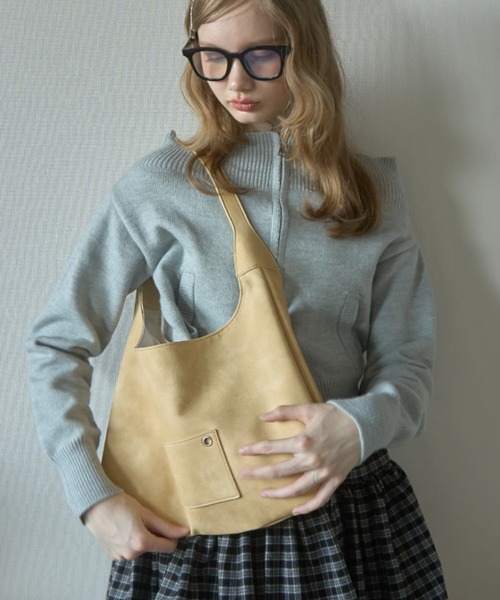 Birthday room(バースデイルーム)の「フェイクレザーベルトバッグ/Faux leather belt bag(ショルダーバッグ・レディース・イエロー/ブラウン/ブラック・FREE)」の18枚目の写真