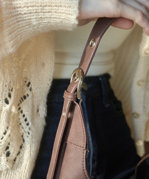 Birthday room(バースデイルーム)の「フェイクレザーベルトバッグ/Faux leather belt bag(ショルダーバッグ・レディース・イエロー/ブラウン/ブラック・FREE)」の6枚目の写真